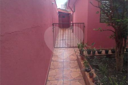 Casa + salão comercial na Vila Vista Alegre