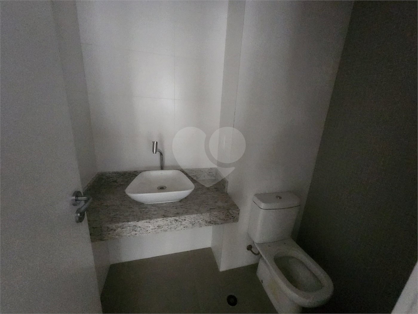 Sala comercial a venda em frente ao Allianz Parque
