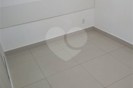 Apartamento à Venda no Condomínio Mont Royal - São Carlos