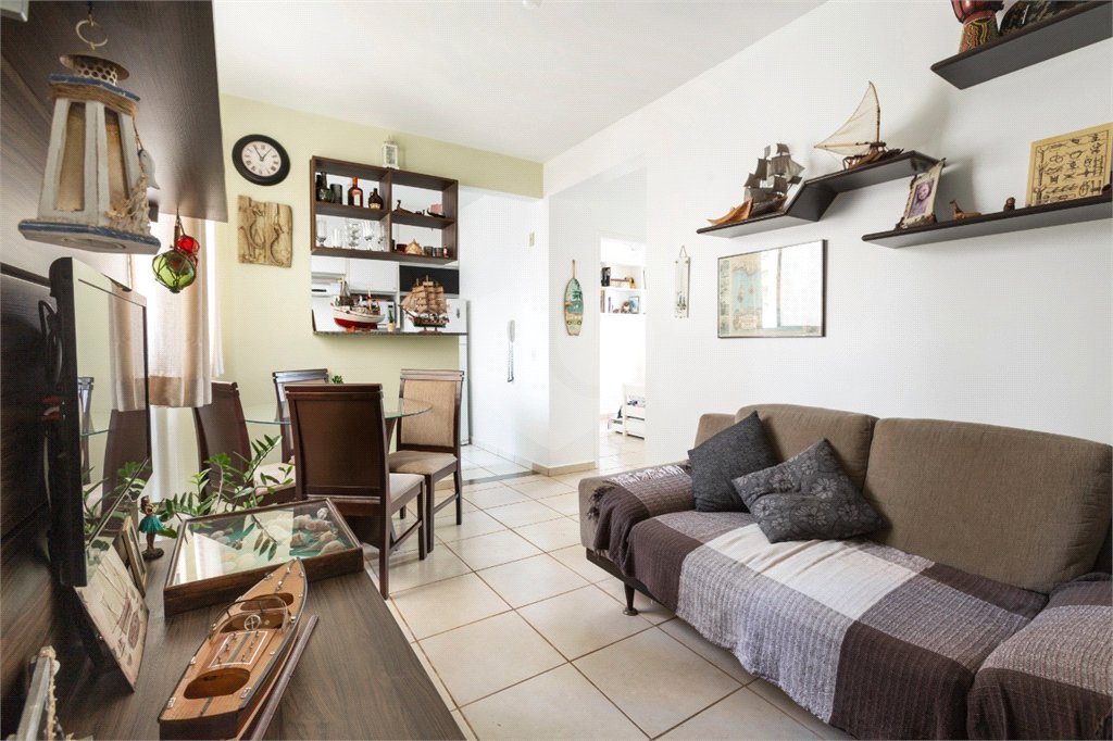 Apartamento no Condomínio Allure .