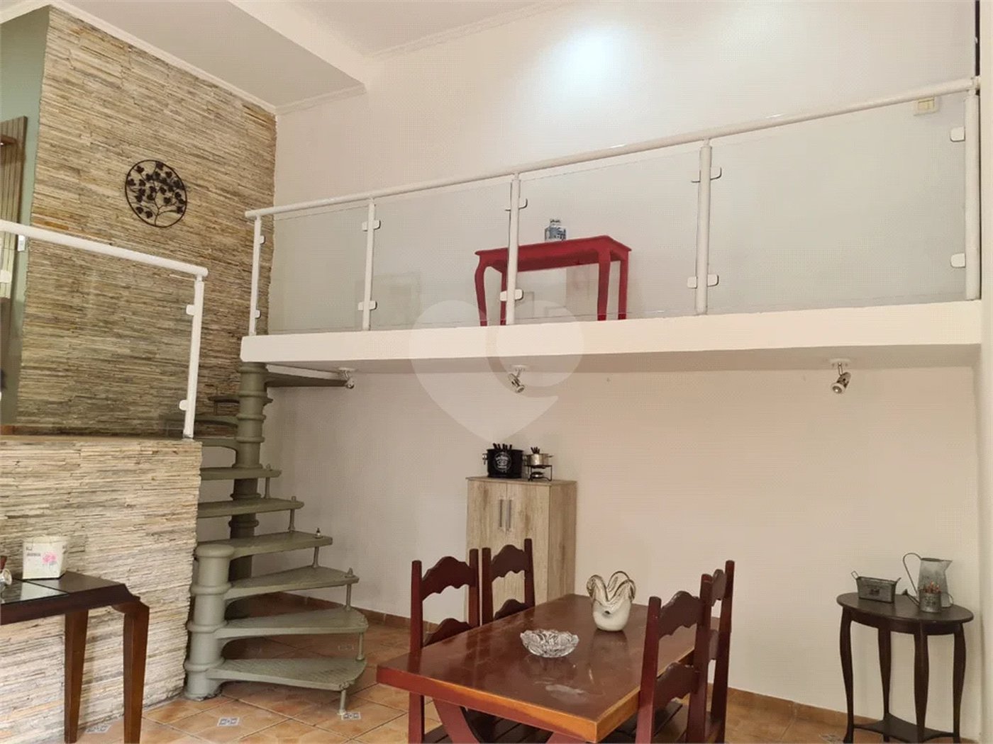 Casa à venda na Vila Esperança com 230m² 3 dormitórios 1 suíte 3 banheiros 3 vagas
