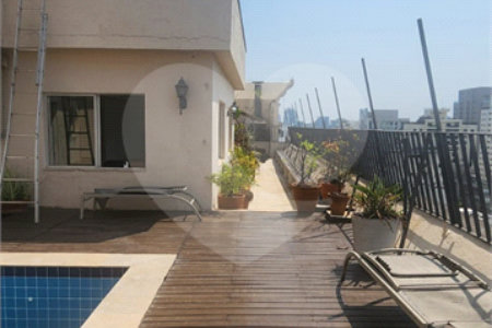 Cobertura 380m² - 4 quartos - Vila Nova Conceição em Frente a Praça Pereira Coutinho