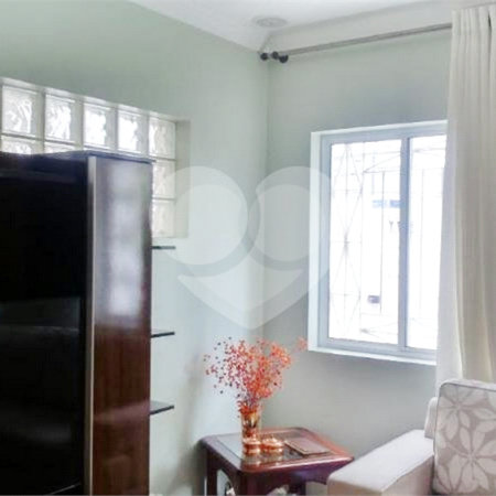 Excelente sobrado à venda em Moema Pássaros c/222 m², 3 suítes e 3 Vagas na garagem