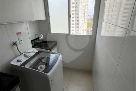 Oportunidade Única no Monte dos Pinheiros – Um lar completo esperando por você