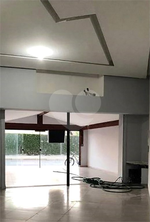 Salão 110m² comercial na Lucas Nogueira Garcez - Atibaia- SP