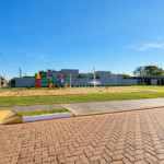 Casa à venda com 2 quartos, sendo 1 suíte, no condomínio Alto do Capivari, Três Lagoas - MS