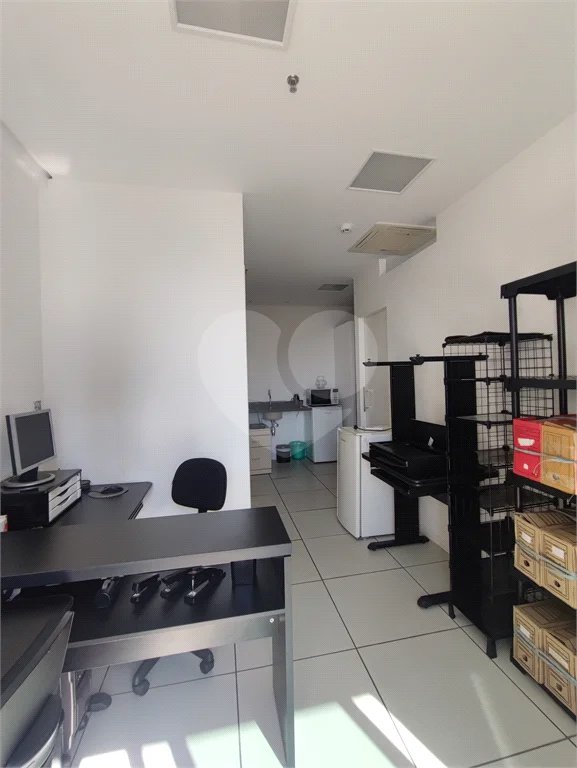 Excelente conjunto comercial para locação com 38 m², 2 salas com varanda e 1 vaga no Ipiranga!