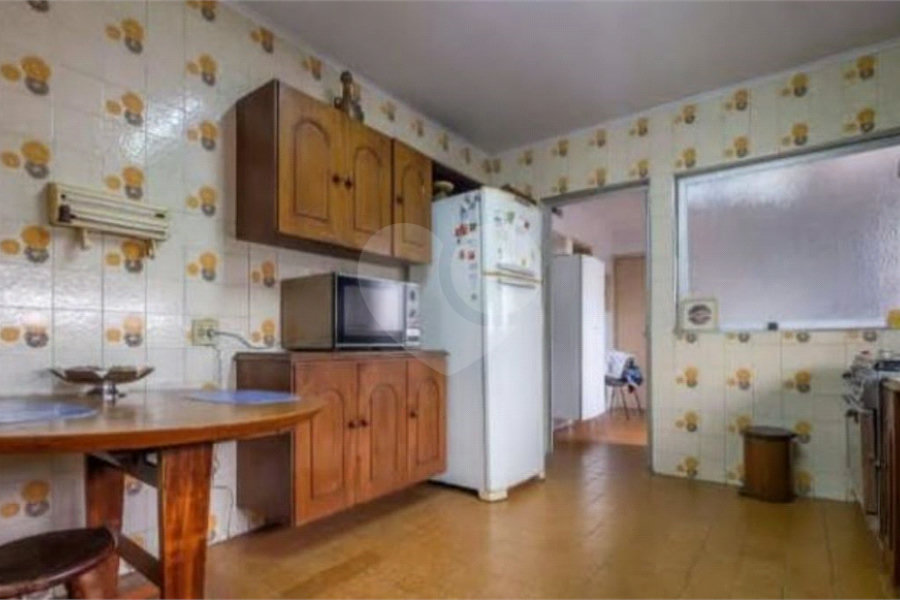 Apartamentro 3 dormitorios localizado no coração do Ibirapuera, ao lado do Ginásio do Ibirapuera,