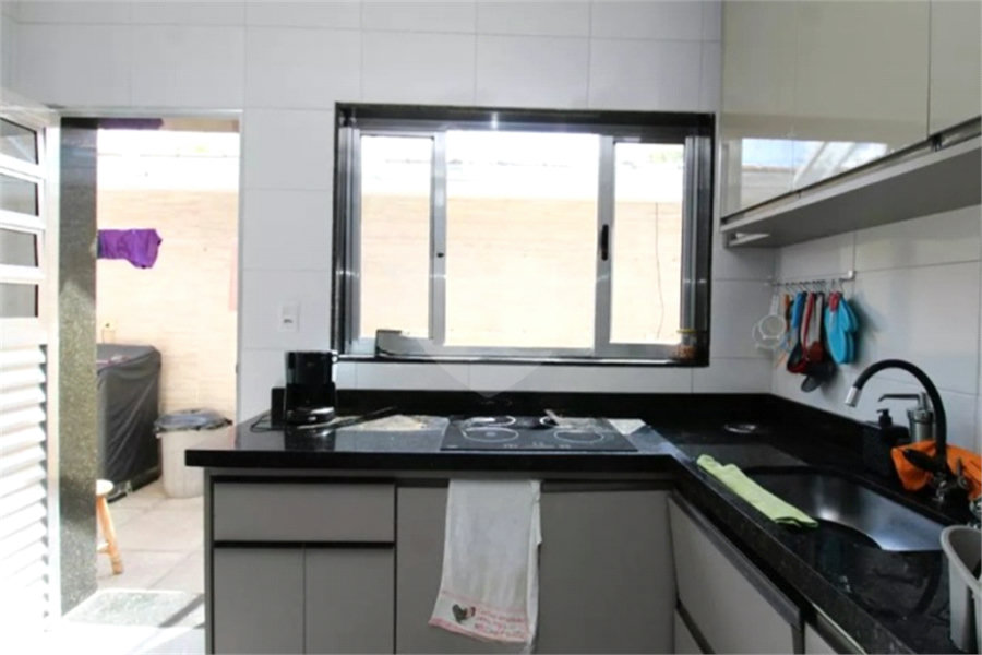 Casa á venda com 156m² e 2 dormitórios Jaçana