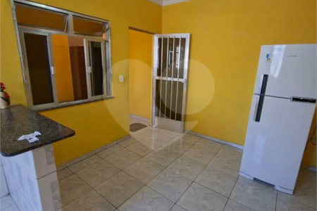 CASA Á VENDA EM SANTÍSSIMO ,ESTRADA DA POSSE ..
