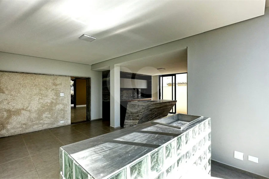 Casa Comercial disponível para venda e locação no Bairro Cidade Jardim em Piracicaba - SP.