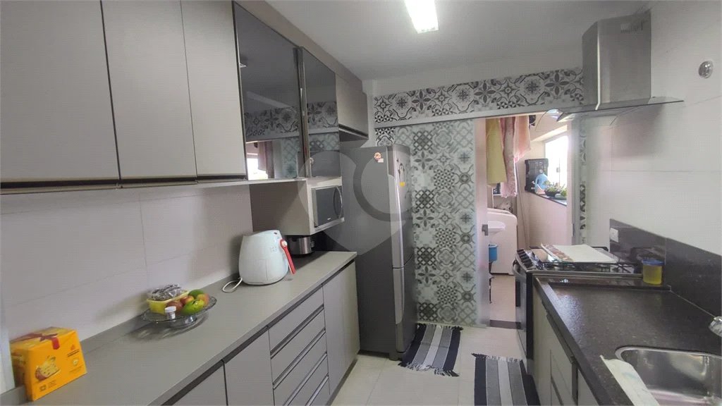 Apartamento Primoroso com 2 Quartos - Edifício Noiva da Colina