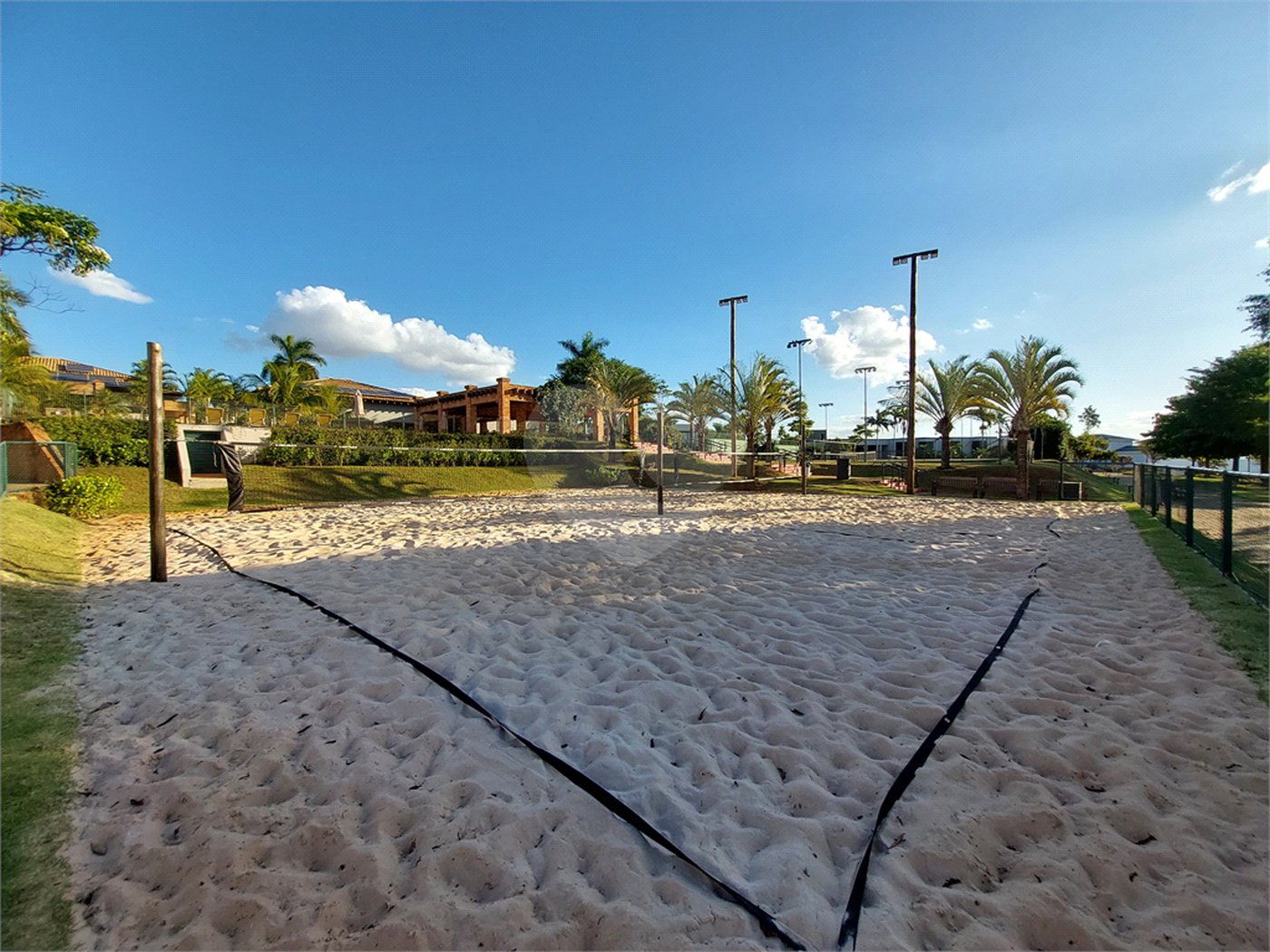 Terreno de 1.400m² no Damha Golf