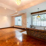 Casa Térrea à venda na Saúde c/285 m2 - Terreno de 392,50 m2 - 3 Quartos/2 Suítes/3 Vagas