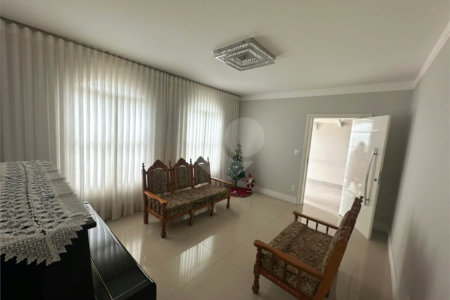 Casa à venda com 3 quartos, Sendo 1 suíte, em Vila Boa Vista, São Carlos, SP