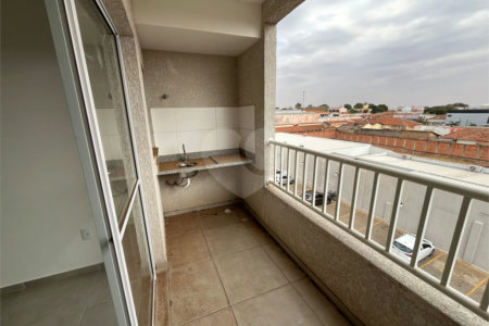 Apartamento á venda na região do Vila Prado.