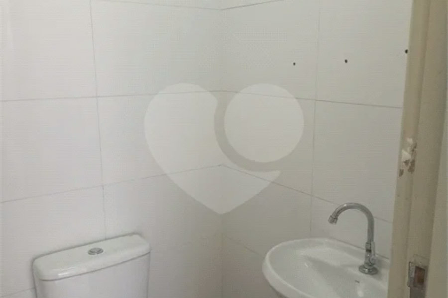 Sala Comercial para locação na Região da Vila Santa Catarina!!!