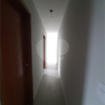 Apartamento COBERTURA com 66m2, 3 quartos, banheiro, sala, cozinha, quintal e 1 vaga
