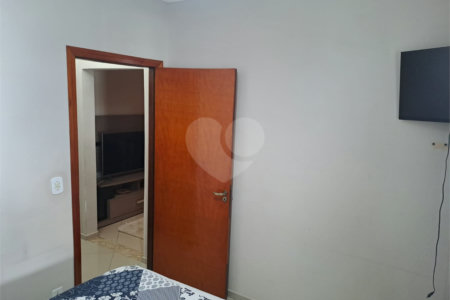 Casa à venda com 3 quartos em Popular III, Louveira, SP