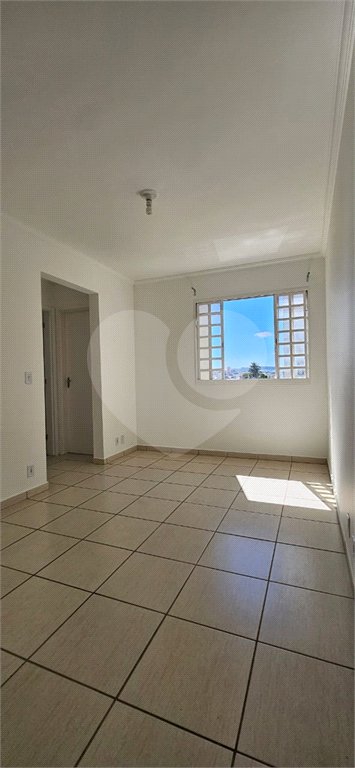 Apartamento a venda no Residencial Aline