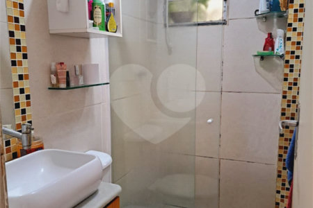 Maravilhoso apartameto,em excelente localização,condominio fechado ,com uma área de lazer completa!!