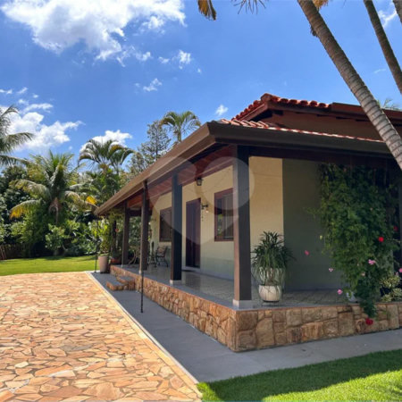 Casa para Venda ou Locação com opção de estar mobiliado no Condomínio Recanto Florido – Vinhedo/SP