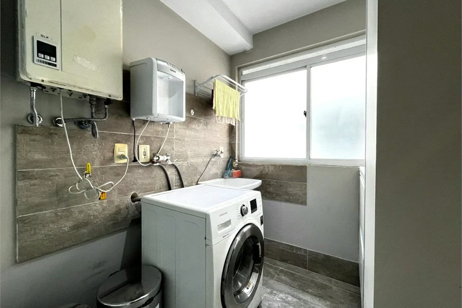 Apartamento à venda com 3 quartos, sendo 1 suíte, em Riviera de São Lourenço, Bertioga, SP