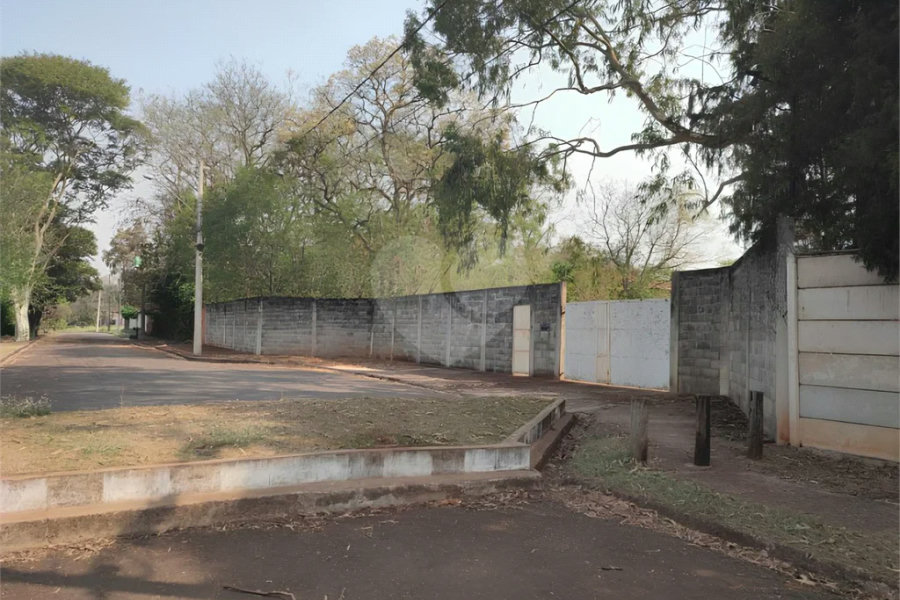 Oportunidade Imperdível: Terreno à Venda no Bairro Santa Rita!