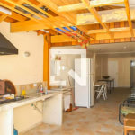 Apartamento de 143m² com 3 dormitórios e 2 vagas de garagem.