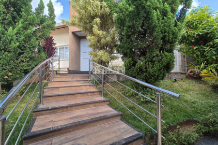 Casa à venda com 3 quartos, sendo 1 suíte, em Vila Esperia Ou Giglio, Atibaia - SP