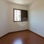 Apartamento residencial para Venda. Oportunidade abaixo do preço, Venha fazer uma visita.