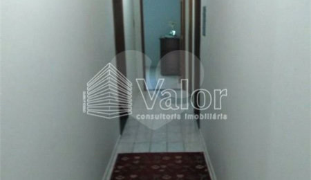 Casa à venda com 4 quartos, sendo 1 suíte, em Parque Santa Felícia Jardim, São Carlos, SP