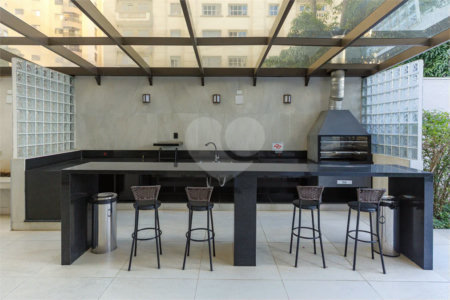 Apartamento de 149,51m2, 3 dormitórios, 1 suíte, toalete social, living 2 ambientes, 2 vagas fixas e lazer completo em Higienópolis.