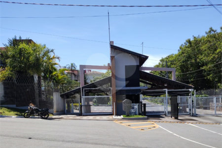 Casa à venda no Residencial Madre Maria Villac – Valinhos/SP.