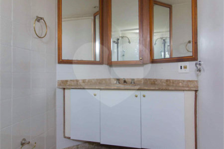 Apartamento residencial para Venda. Oportunidade abaixo do preço, Venha fazer uma visita.