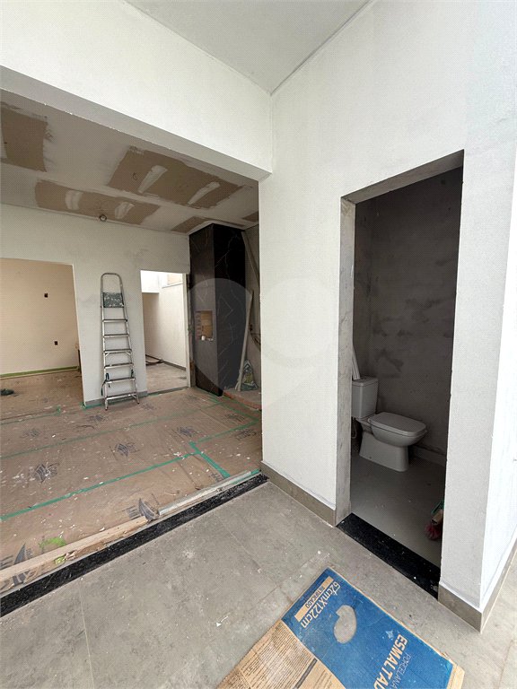 Casa no Embaré 3 quartos 1 suíte