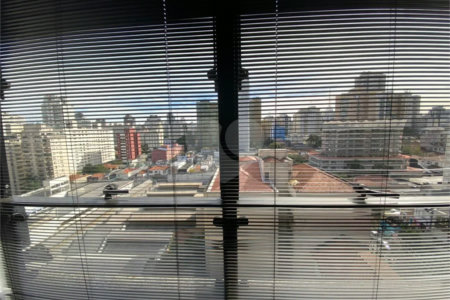 SALA COMERCIAL 55m2 Á VENDA NA VILA MARIANA (LADO DIREITO)