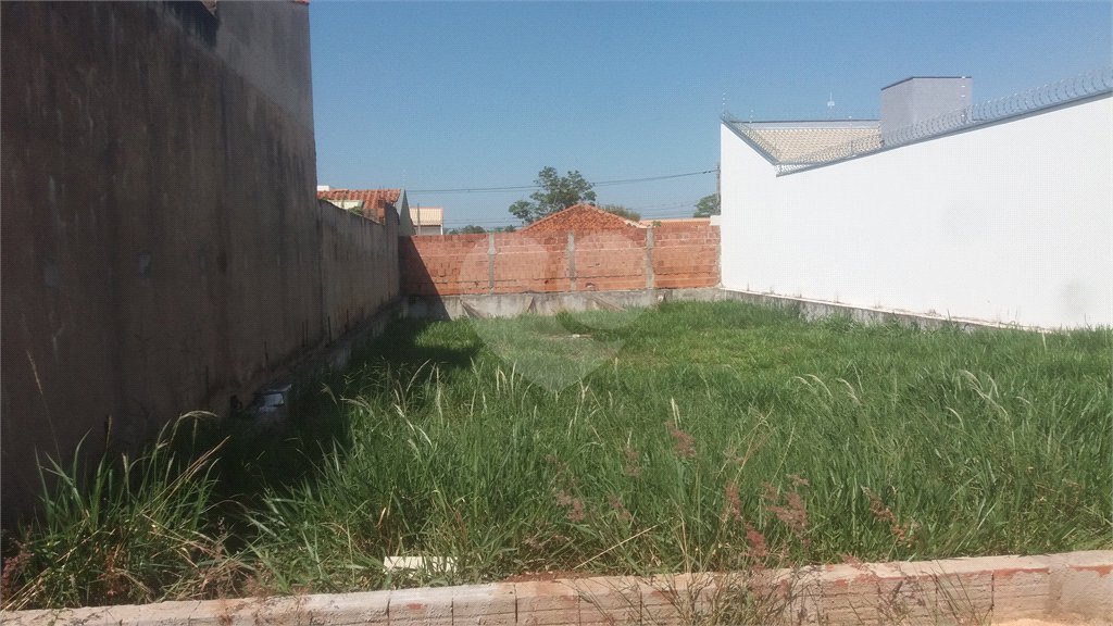 Terreno no Jardim Embaré.