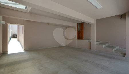 Casa de Vila à venda com 4 suítes em Granja Julieta, São Paulo, SP