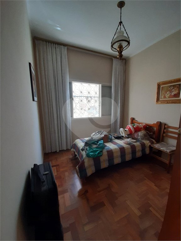 Casa terrea para venda no bairro Palmas do Tremembe.