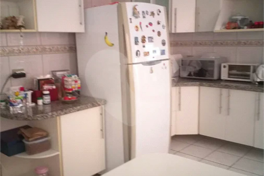 Vende-se Lindo Sobrado na Vila Santa Catarina