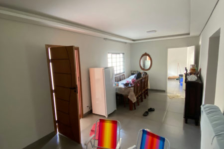 Casa para alugar com 3 quartos no Centro, Três Lagoas, MS
