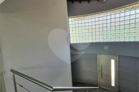 Sobrado à venda ou para alugar com 3 suítes em Villaggio Capríccio, Louveira, SP
