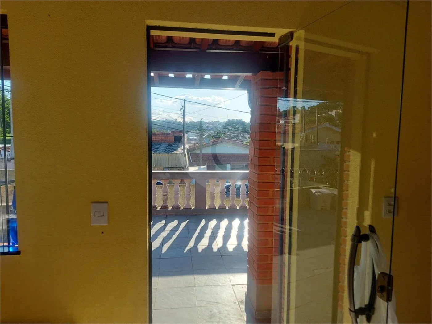 Casa à venda com 3 quartos, sendo 2 suítes,  em Capela, Vinhedo, SP