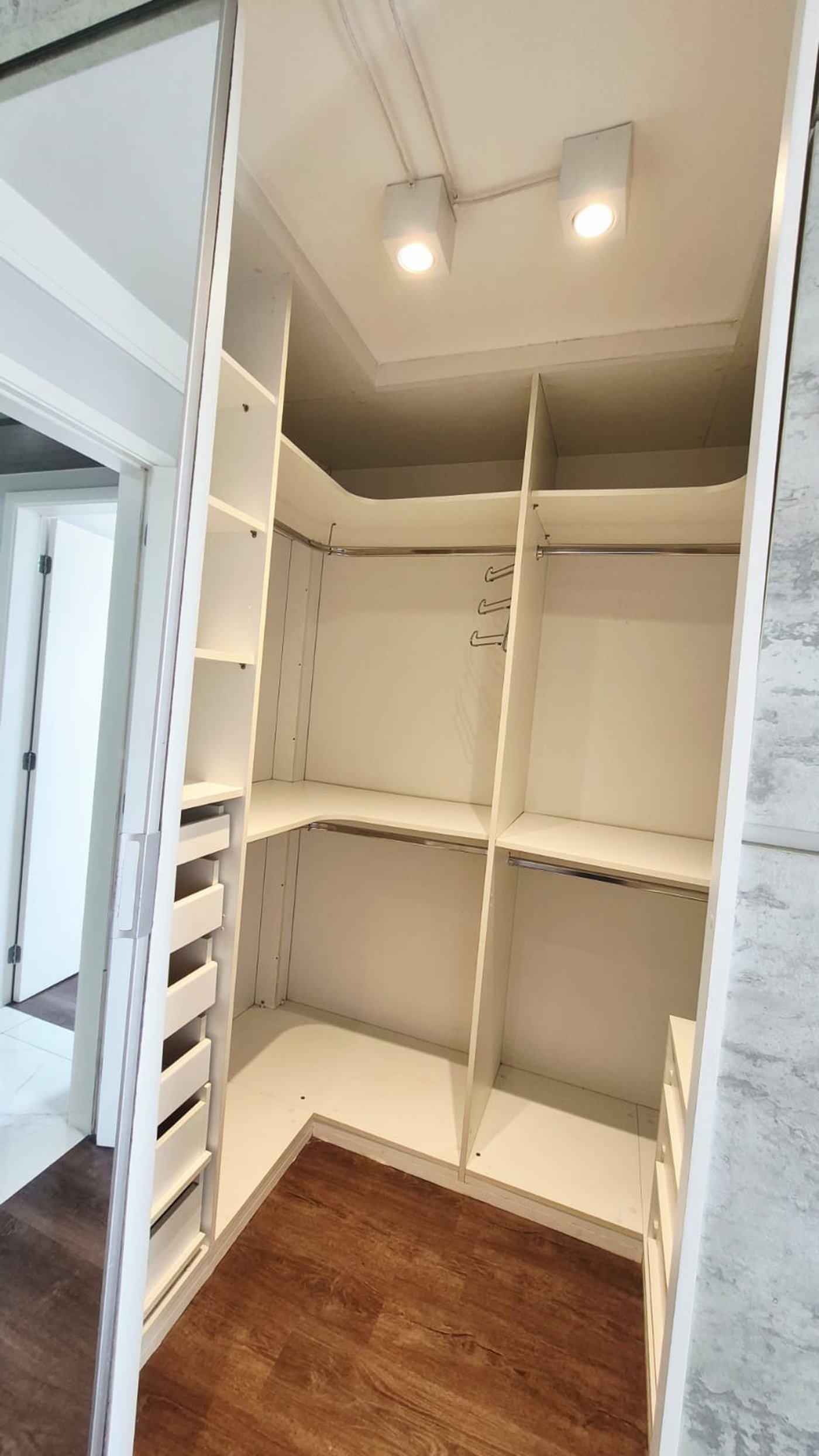COBERTURA DUPLEX DE ALTO PADRÃO NA VILA SÃO FRANCISCO | 233 m²