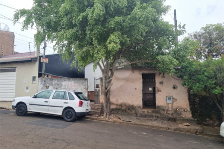 Terreno à venda no Jardim Pacaembu, São Carlos - SP,