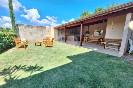 Casa a Venda no Recanto Florido em Vinhedo/SP