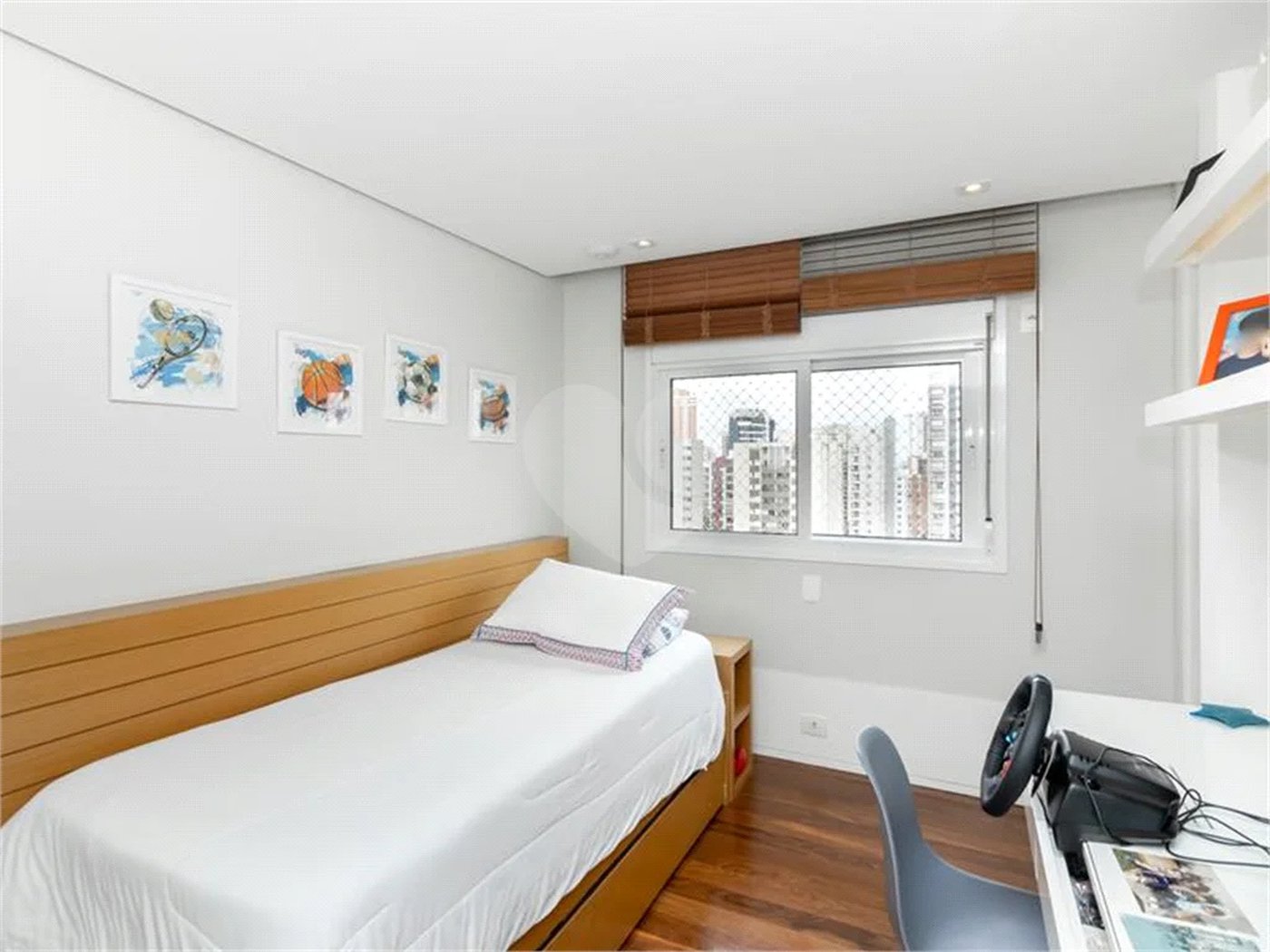 Apartamento à venda com 3 suítes em Vila Mariana, São Paulo, SP