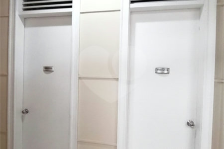 APARTAMENTO COBERTURA Á VENDA COM 200m2 ÍCONE NA BELA VISTA
