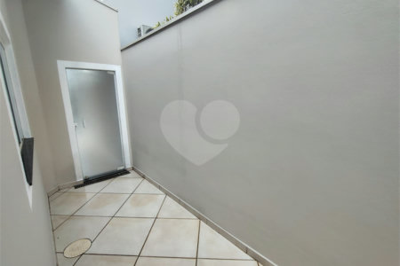 Casa à venda com 3 quartos, sendo 1 suíte,  no condomínio Bosque São Carlos, São Carlos - SP